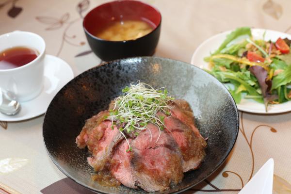 『ぎゅうぎゅうきっちん』の画像